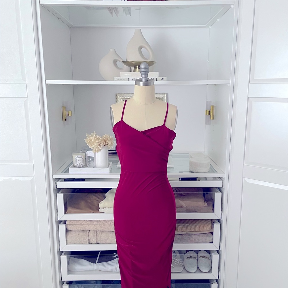 Boohoo Burgundy Split Dress
